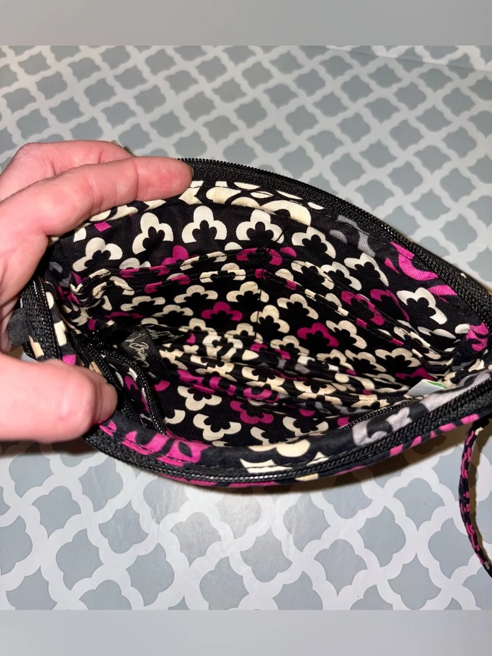 Vera Bradley Black, Pink & Cream Patterned Quilted Wristlet